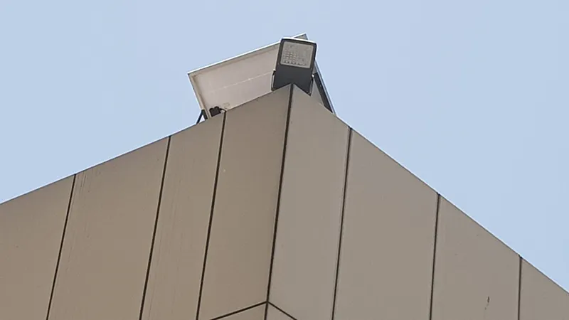 Details 5
