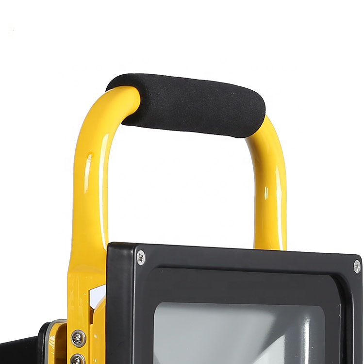Newest IP65 Aluminum Remote Light Control Outdoor 20W 30W Solar LED Flood Light