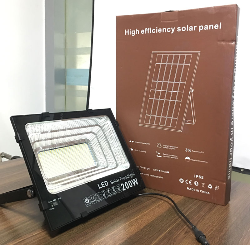 Outdoor Solar LED Flood Lights LED Energy Saving Garden Light High Power Flood Light
