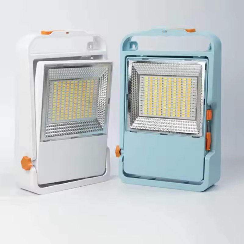 Long-Range 2700K Bright Whit Solar Lights/Outdoor Projector Garden Solar Floodlights