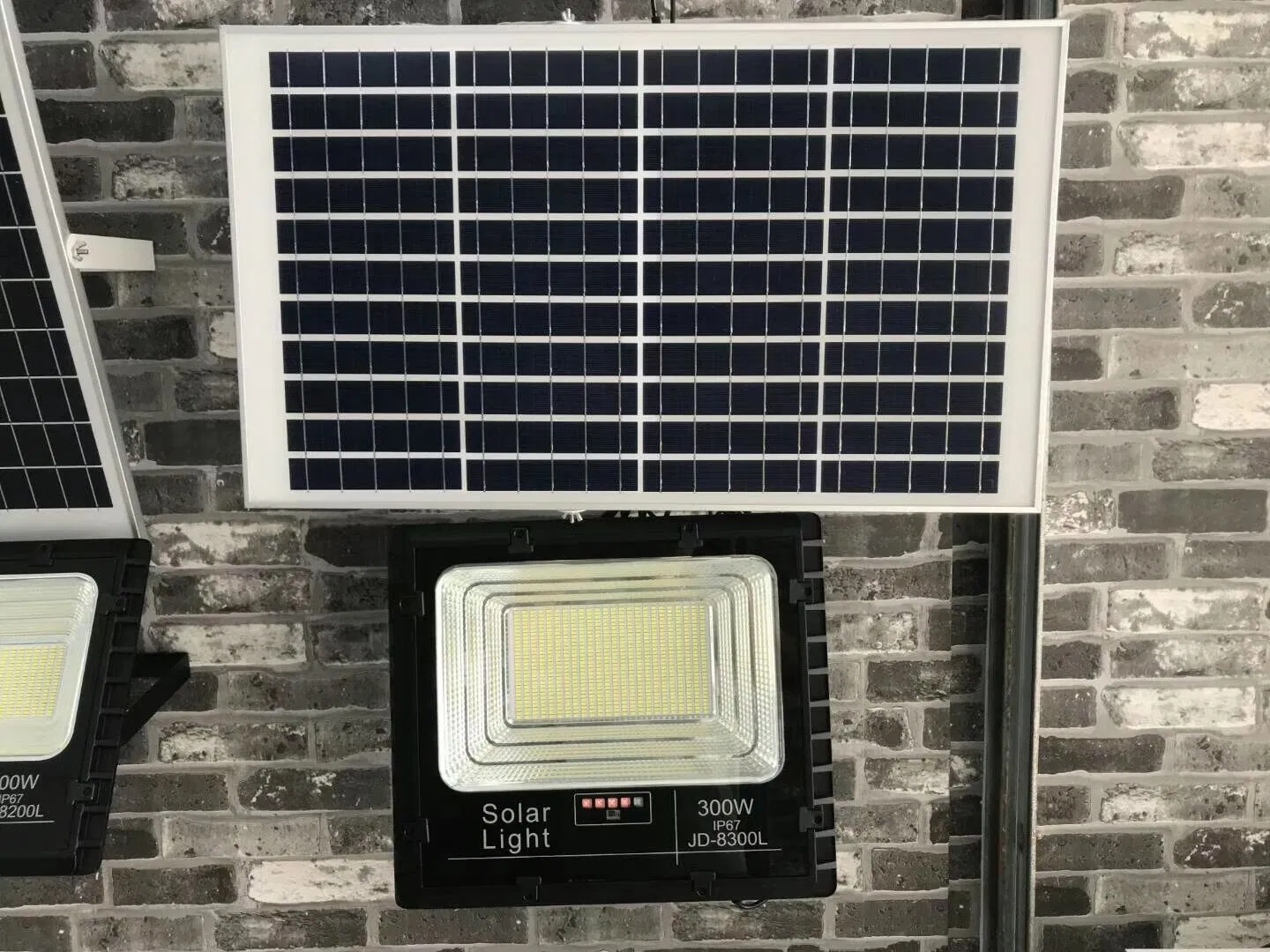 300W High Power LED Floodlight Solar Energy Saving Outdoor Lamp Remote Control Lightfor Projects or Residential Area