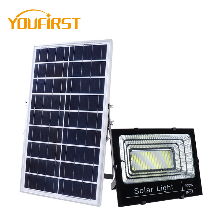 Factory Best Selling Waterproof IP67 100W 200W 300W Solar LED Flood Light
