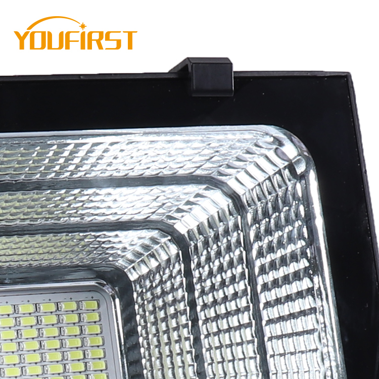 Solar Flood Light Rechargeable Remote Control 40W 60W 100W 200W Ball Park Squre Waterproof Outdoor Flood Light