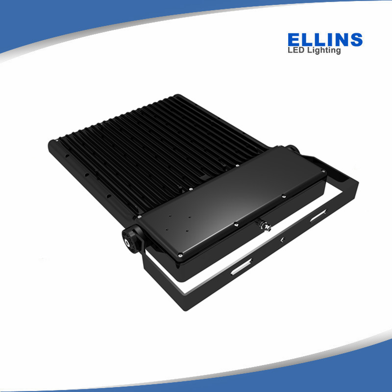 Sustainable Solar Lights LED Flood Lights 100W-300W for Commercial Advertising Lighting