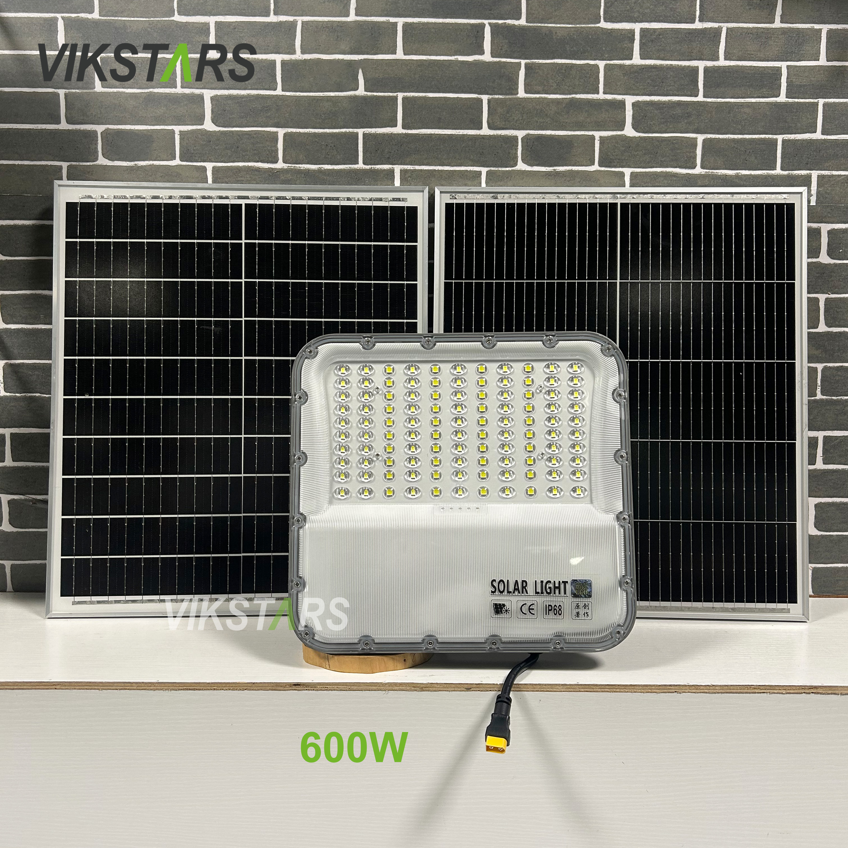 Super Bright 600W 800W 1000W LED Solar Powered Stadium Lights for Outdoor Sport Basketball Court 7-10m Height Lighting Reflector