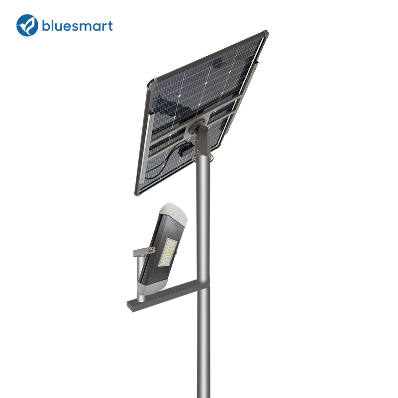 Bluesmart Commercial Sports Field 60W 80W 100W High Quality Outdoor Solar LED Floodlight with Solar Panel