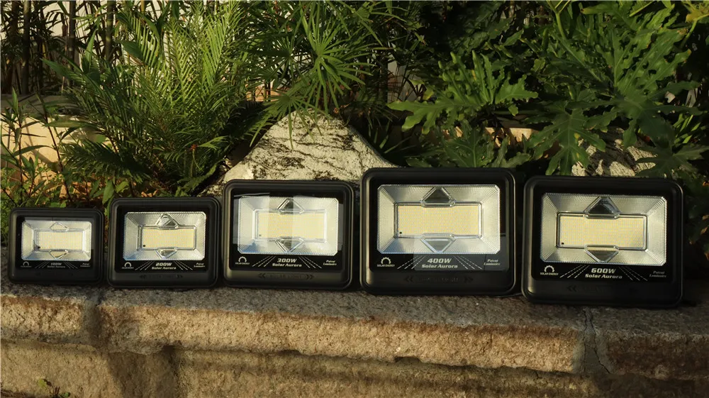 Solar Flood Light Feature