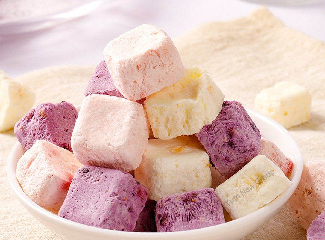 100g 500g 1kg كتل زبادي مجفف بالتجميد خوخ أصفر توت أزرق فراولة مكعبات زبادي مجفف بالتجميد زبادي مجفف بالتجميد