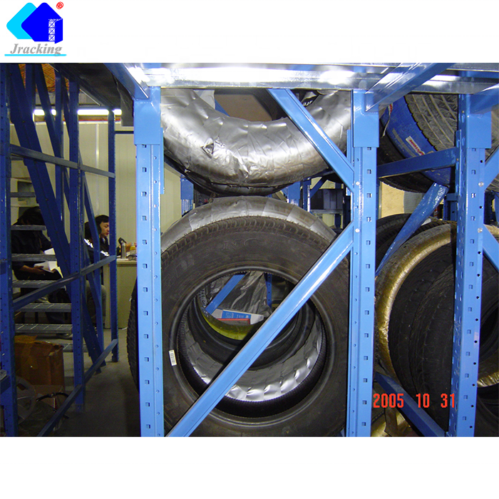 Long Span Storage Racks Medium Duty Shelf Q235 Steel 100kg 200kg 300kg Capacity Manufacturer