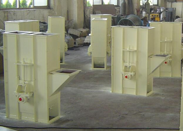 Customizable Hualiang Chain Bucket Elevator Conveyor System for Vertical Conveying