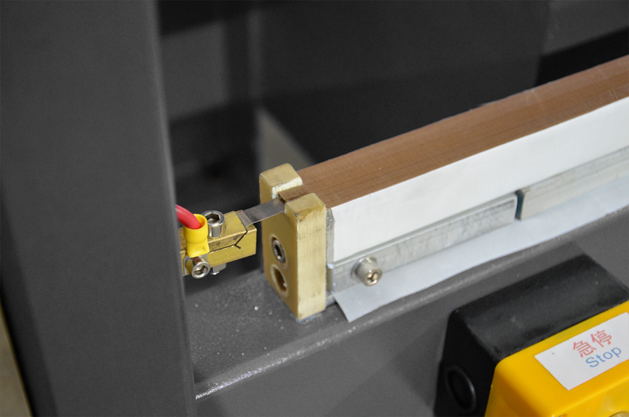 NG-01M Automatic Compression Heat Seal Vacuum Packaging Machine for Mattress for Film Paper Plastic Wood Glass Pouches/Apparel