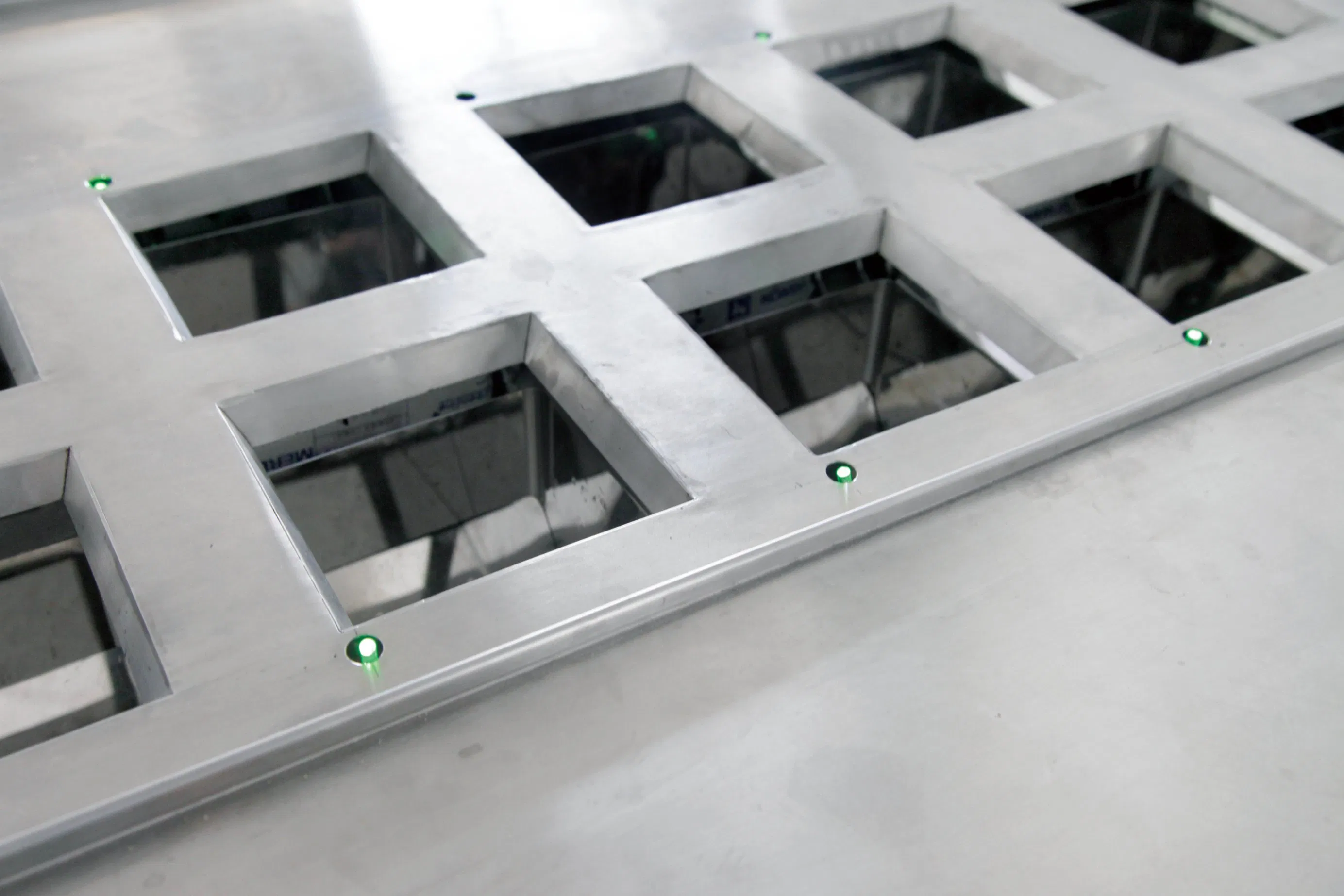 High-Speed Packaging Equipment with 14 Head Manual Multihead Weigher Packaging System