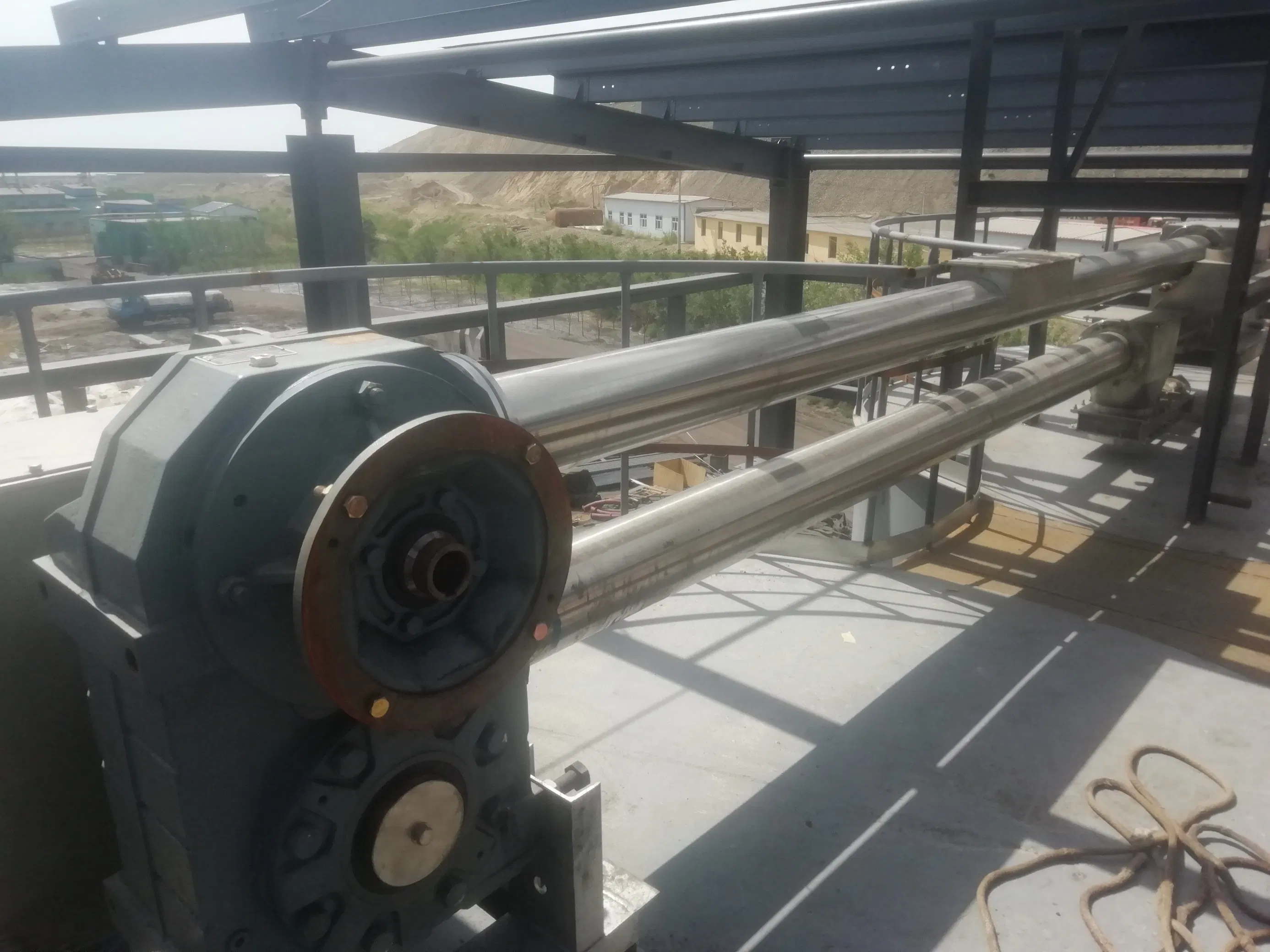 Durable Stainless Steel Conveying System for Efficient Transport