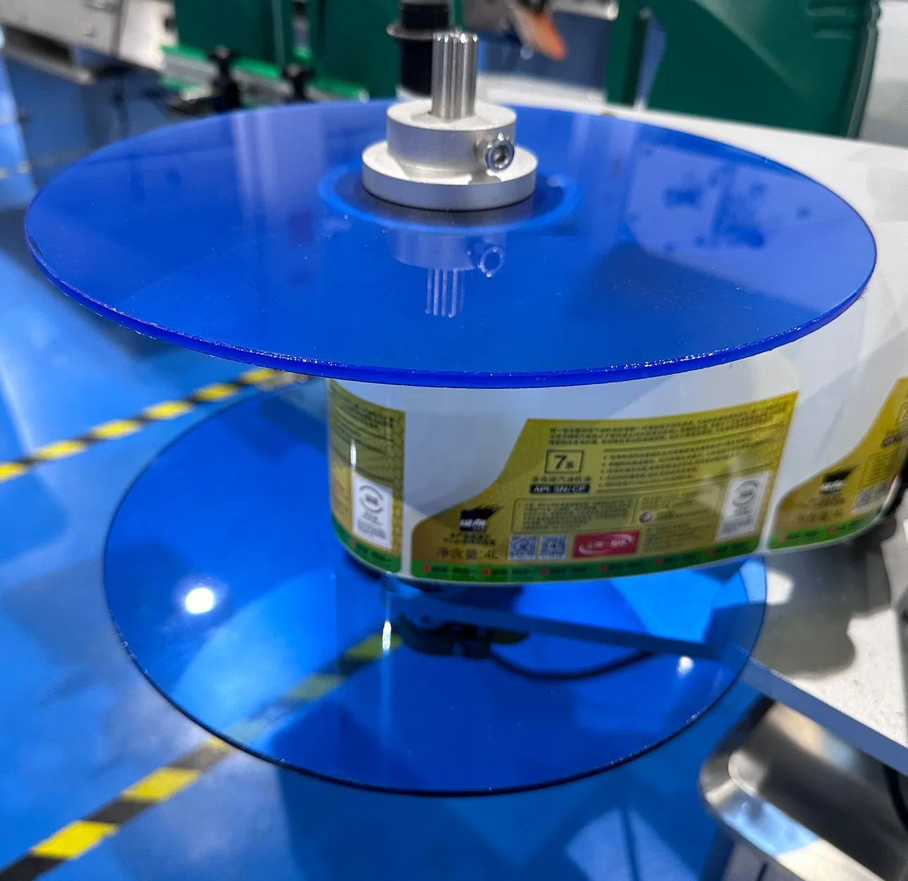 China Factory Automatic Square Bottle Labeling Machine
