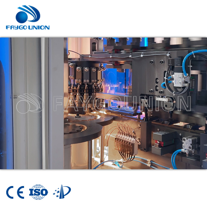 12000~48000bph Mineral Water Juice Carbonated Drinks Oil Bottle Blowing Filling Sealing Bfs Combi-Block 3 in 1 Machine for Beverage Bottling Production Line