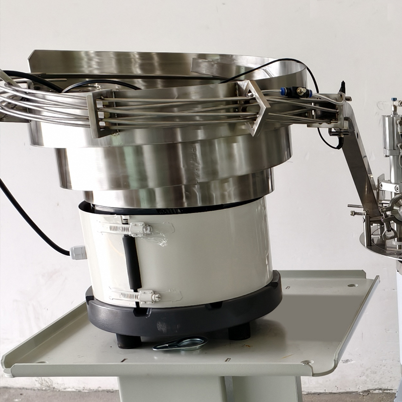 Automatic Integrated Filling and Capping Machine for Stand-up Pouch Packaging High-Accuracy Beverage &amp; Food Filler