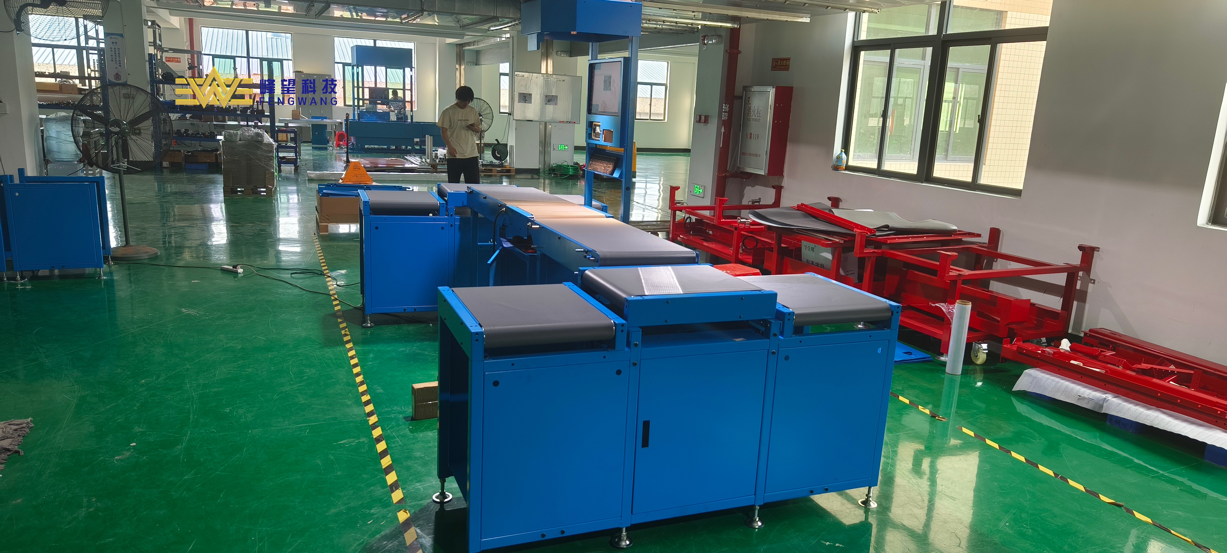 Automatic Parcel Checkweigher Scale Static DWS Machine System With Engine 10 KW Power Barcode Belt Conveyor