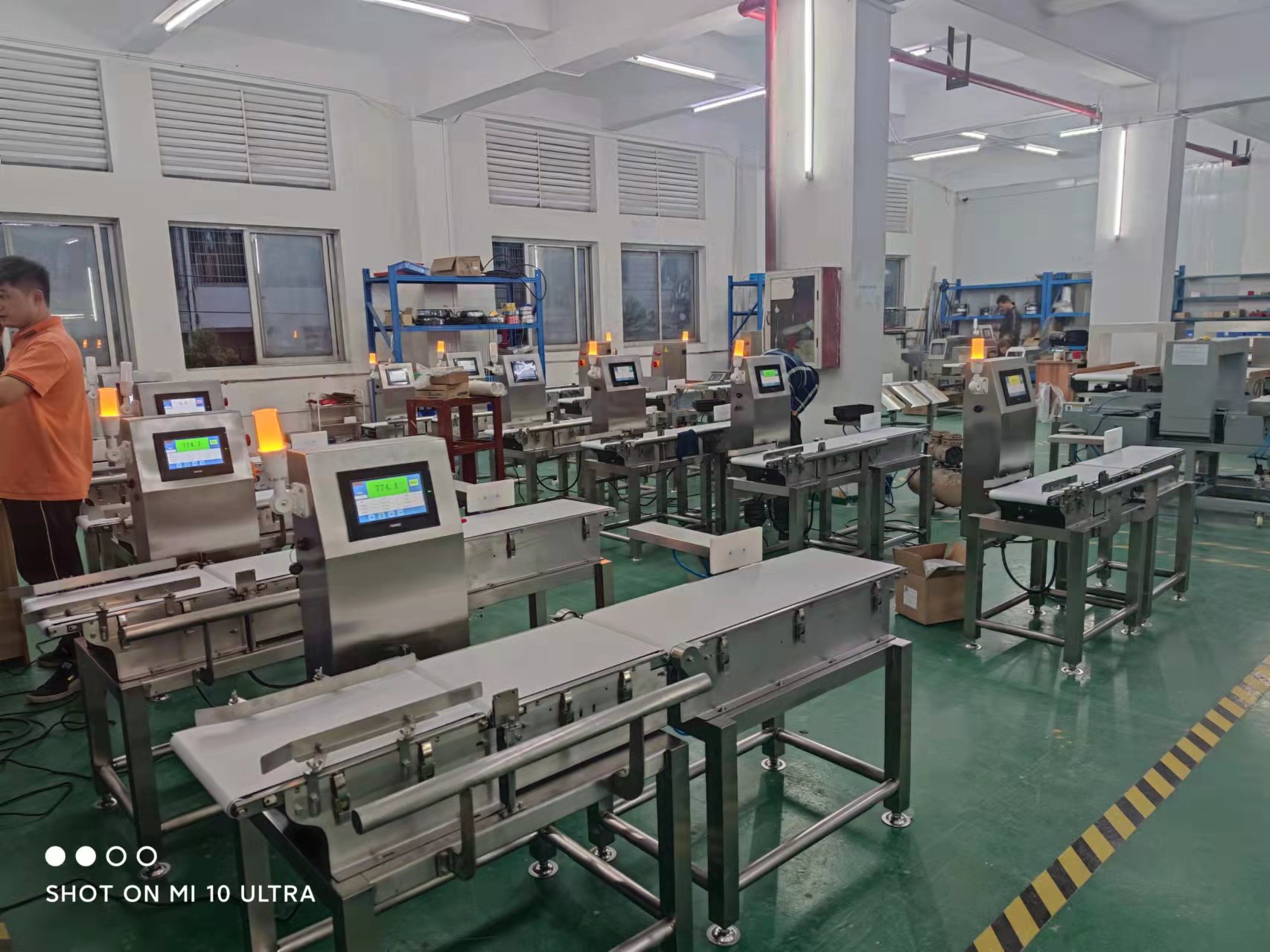 High Accuracy And High Speed Dynamic Checkweigher Check Weigher Online Weighing Machine Weight Scale For Production Line