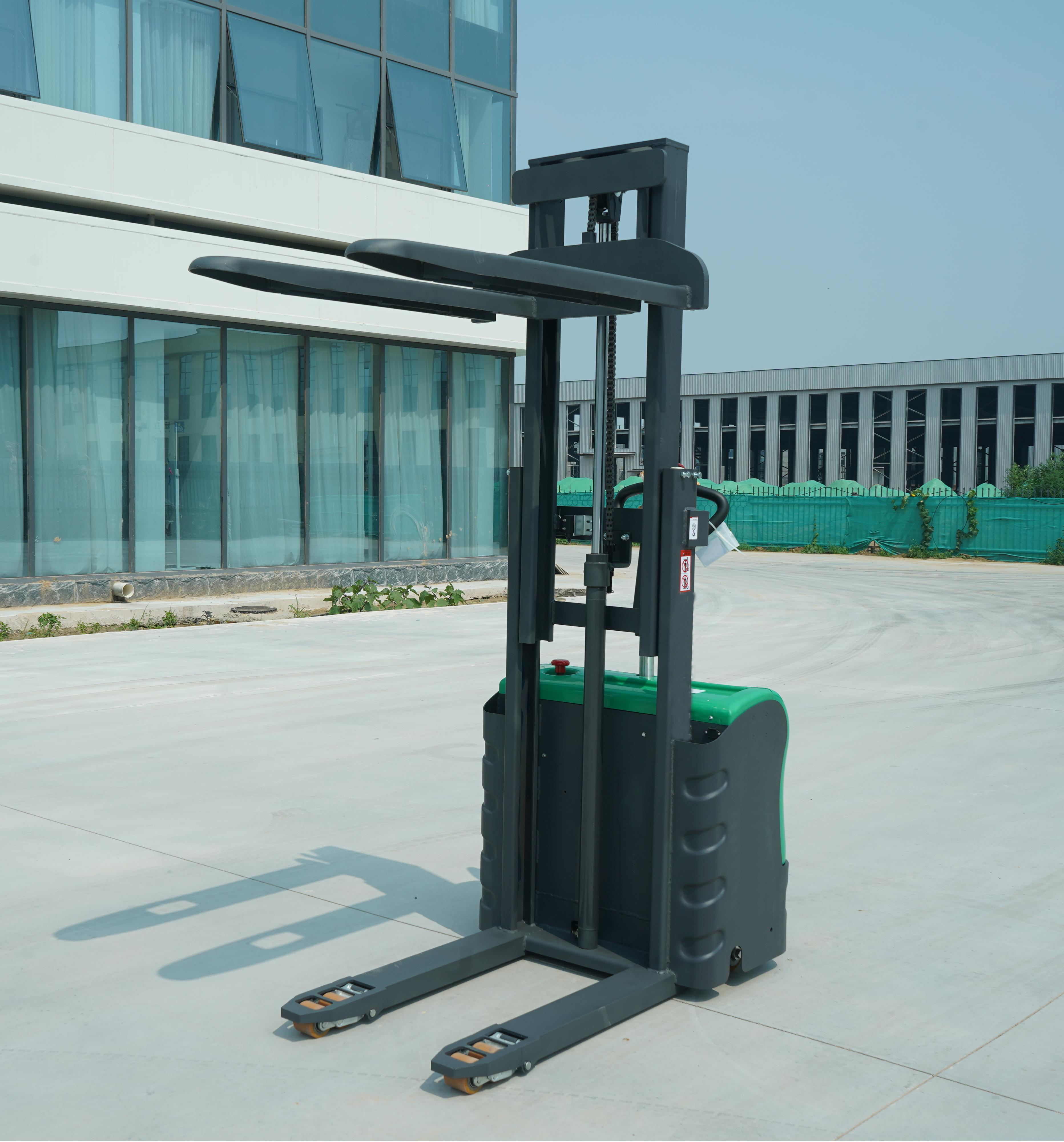 Electric Stacker