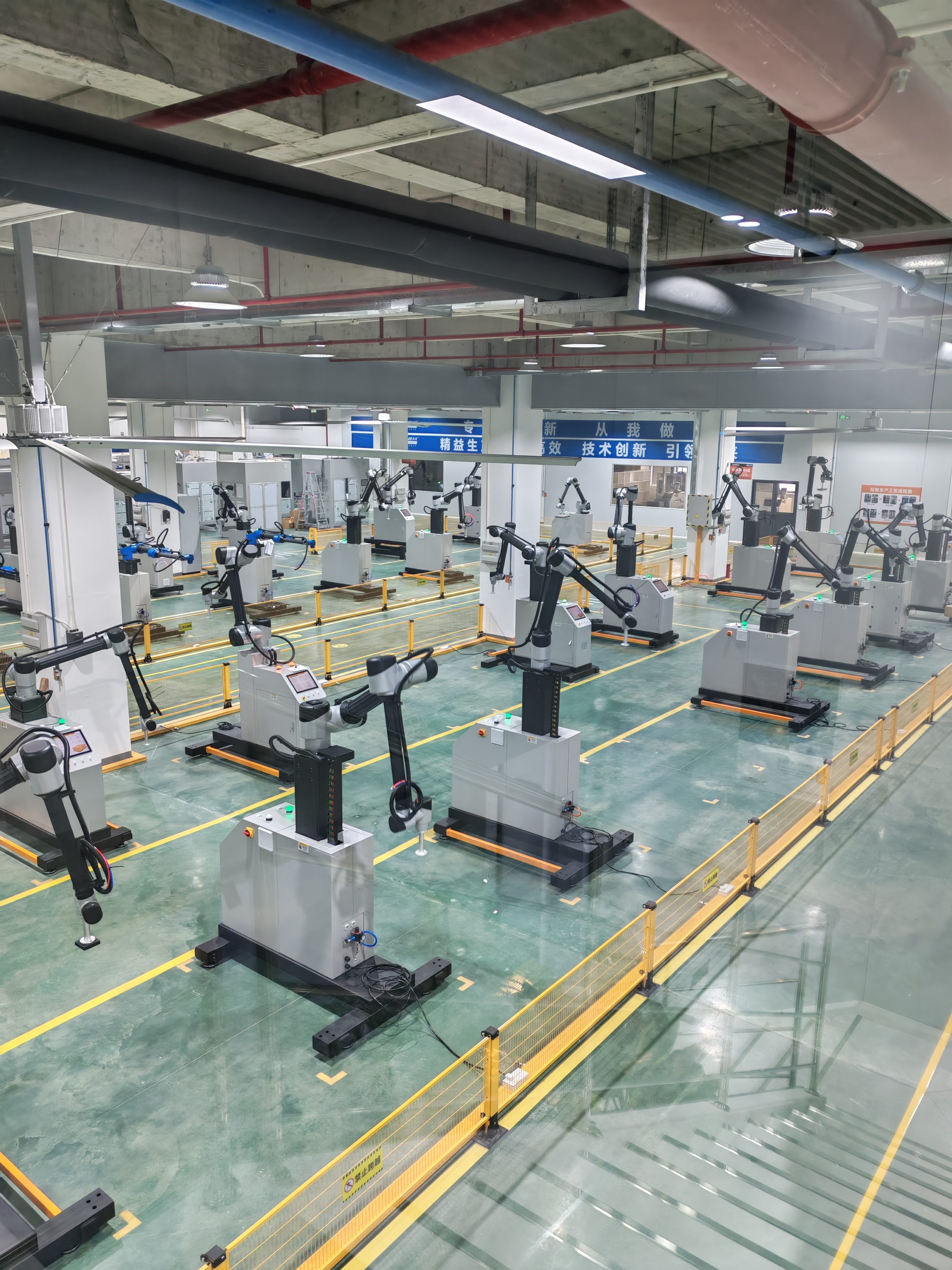 Fully Automated PLC Collaborative Robotic Palletizing System for Food &amp; Tobacco Industries Plastic Packaging Barrel Handling