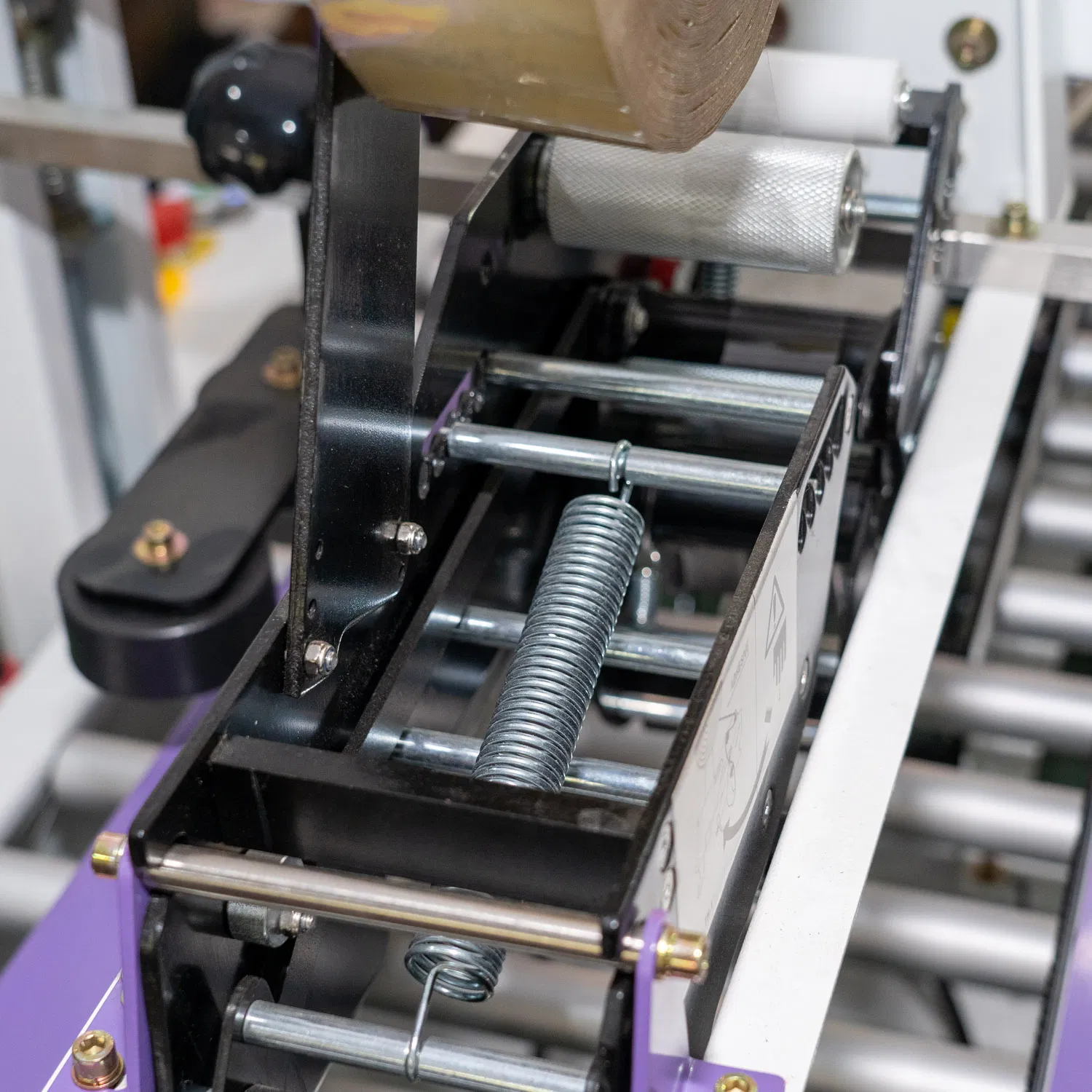 Industrial Low-Speed Carton Forming and Bottom Sealing Machine Packaging Line Case Carton Sealer Carton Sealing Packing Packaging Machine