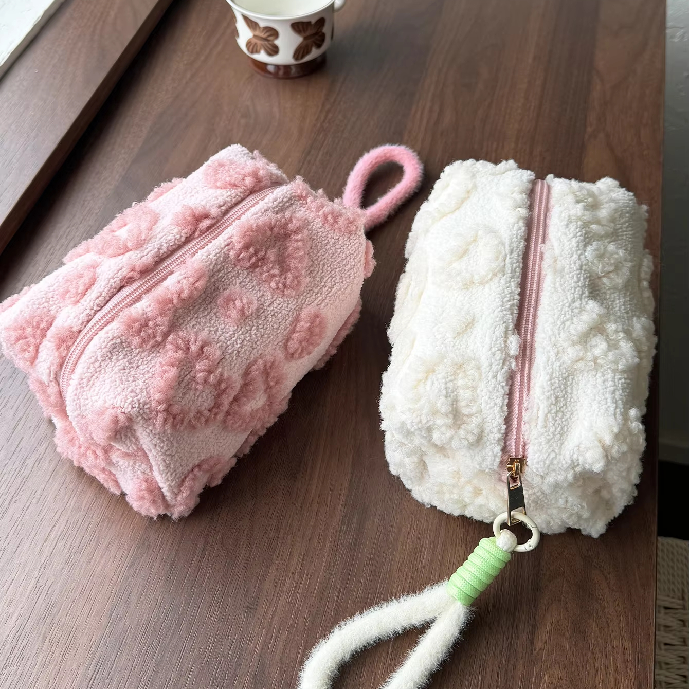 Custom Sweet Candy Plush Love Pillow Cosmetic Bags Cases Professional Zipper Storage Pouch Soft Travel Makeup Bag for Women