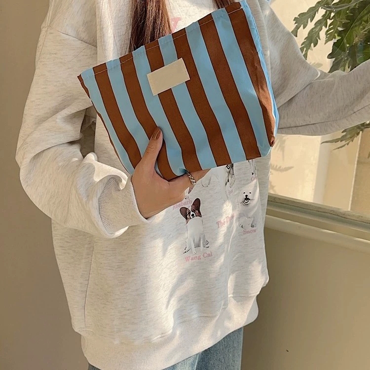 Wholesale Custom LOGO New Spring Summer Vertical Striped Soft Casual Cosmetic Bag Large Travel Wash Bag Beauty Makeup Bag
