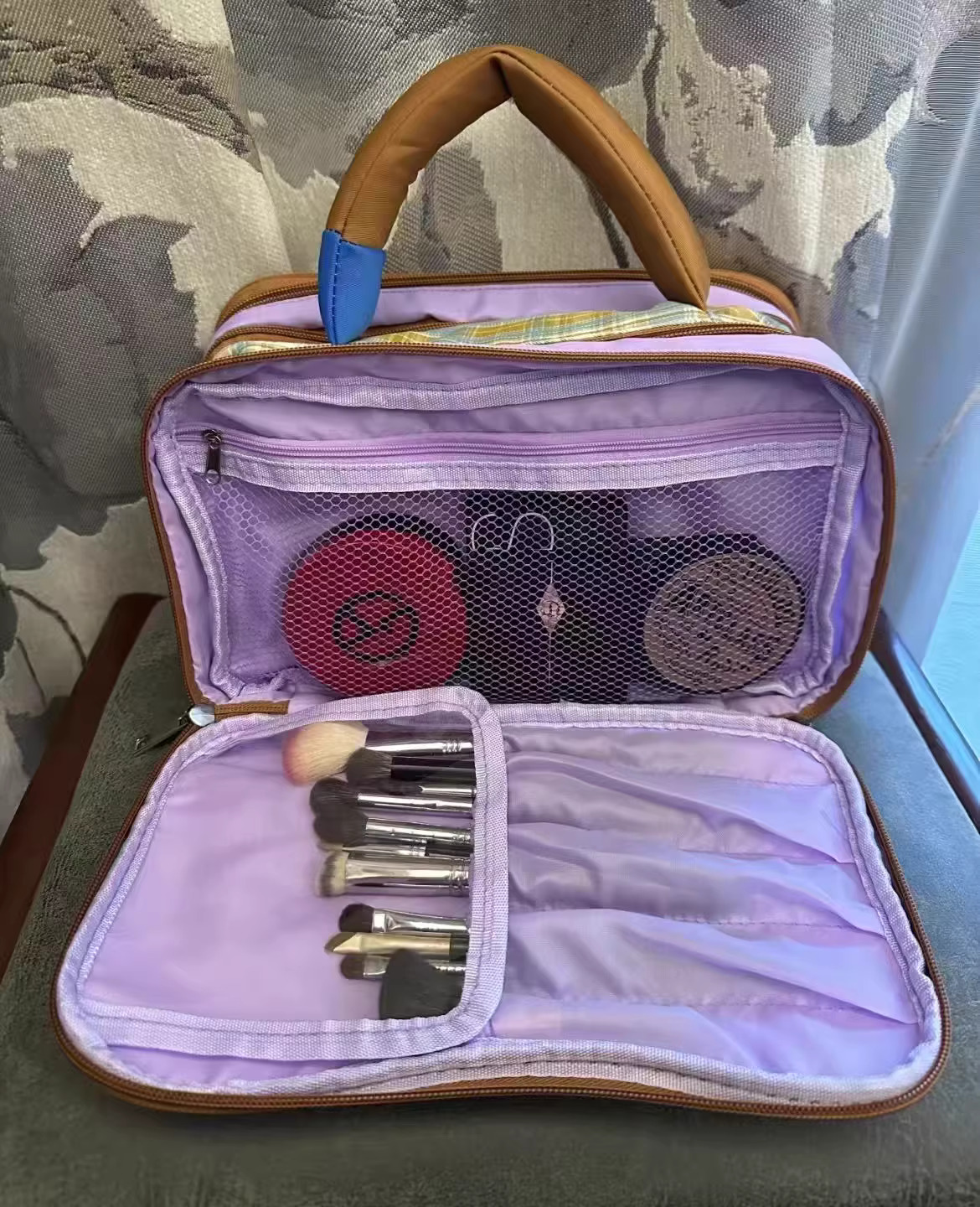 New Design Large Capacity Makeup Storage Bag Luxury Portable Handbag Travel Toiletry Bag Cosmetic Organizer