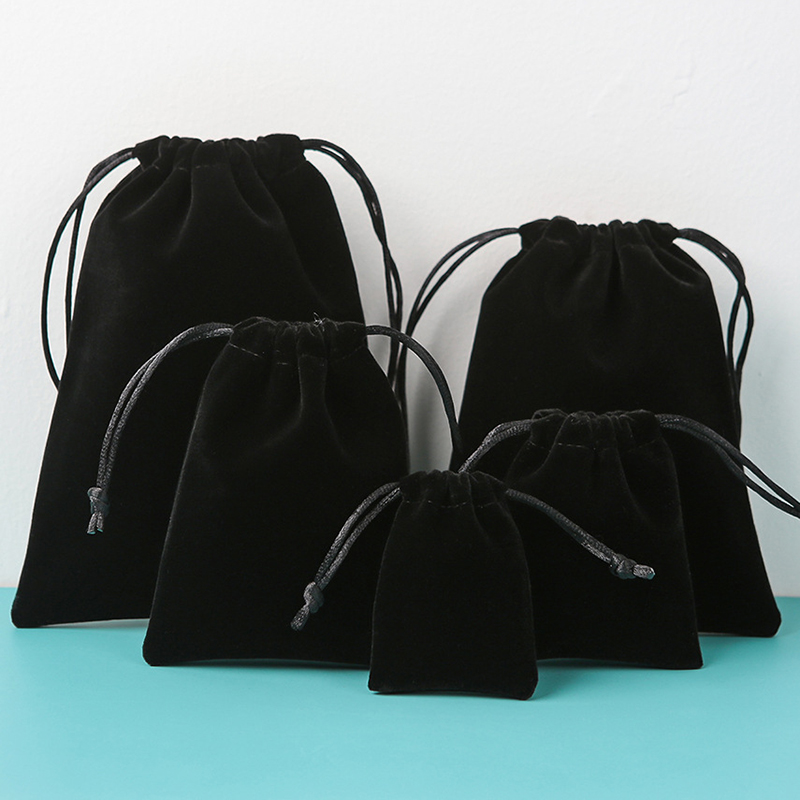 Wholesale Custom Luxury logo Small Velvet Drawstring Bag Hot Sale Phone Purse Makeup Toiletry Storage Velvet Pouch Gift Bag