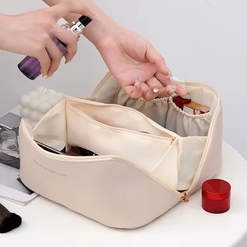 Custom PU Leather Cosmetic Makeup Bag Pouch Skincare Cosmetic Partition Storage Waterproof Travel Toiletry Bag Make Up Bags