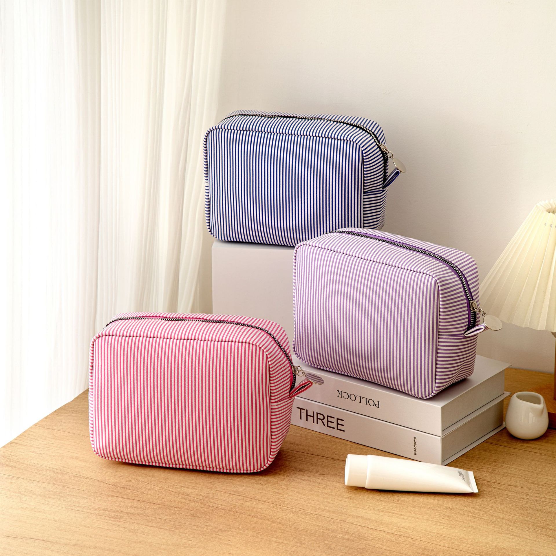 Custom Corduroy Travel Makeup Bag Portable Zipper Large Capacity Organizer Pouch Customized Embroidered Cosmetic Bag For Women