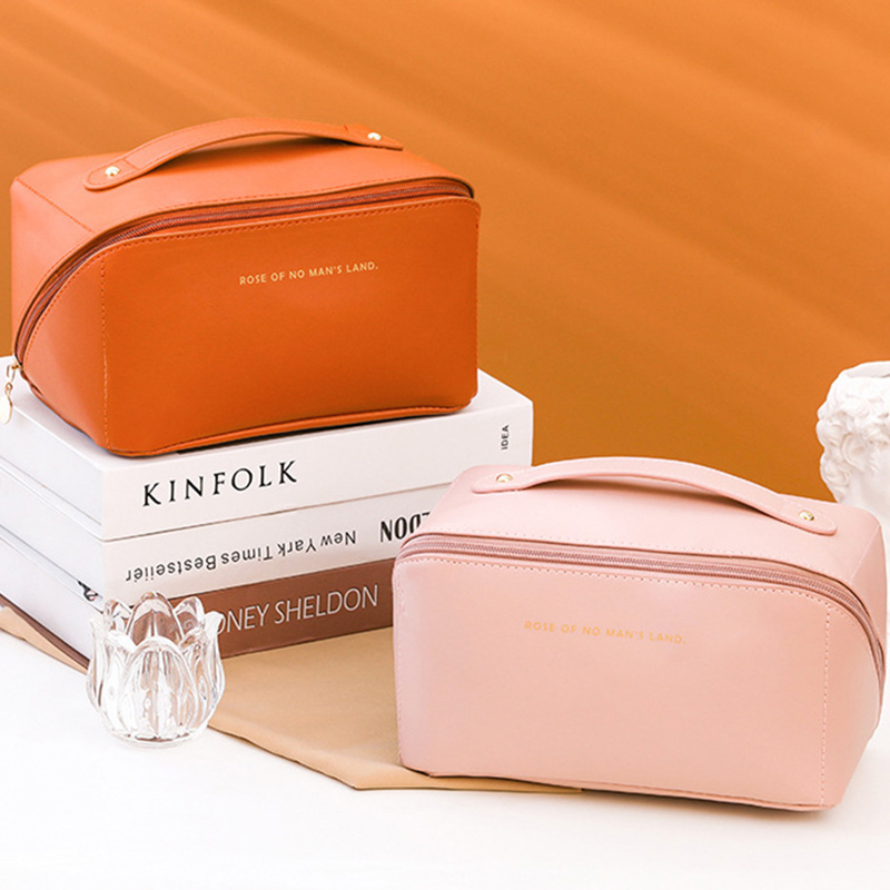 New Custom Private Label Soft Pu Leather New Cosmetic Bag Portable Cosmetic Makeup Bag Pouch Travel Organizer Bags Case