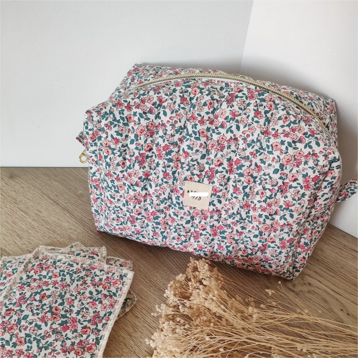100% Organic Cotton Beauty Purse Girl Accessories Floral Large Cosmetic Bags Quilted Pattern Toiletry Travel Pouch