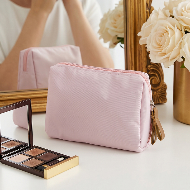 Luxury Private Label pink Travel Large Capacity Professional Leather Makeup Cosmetic Toiletry Bag