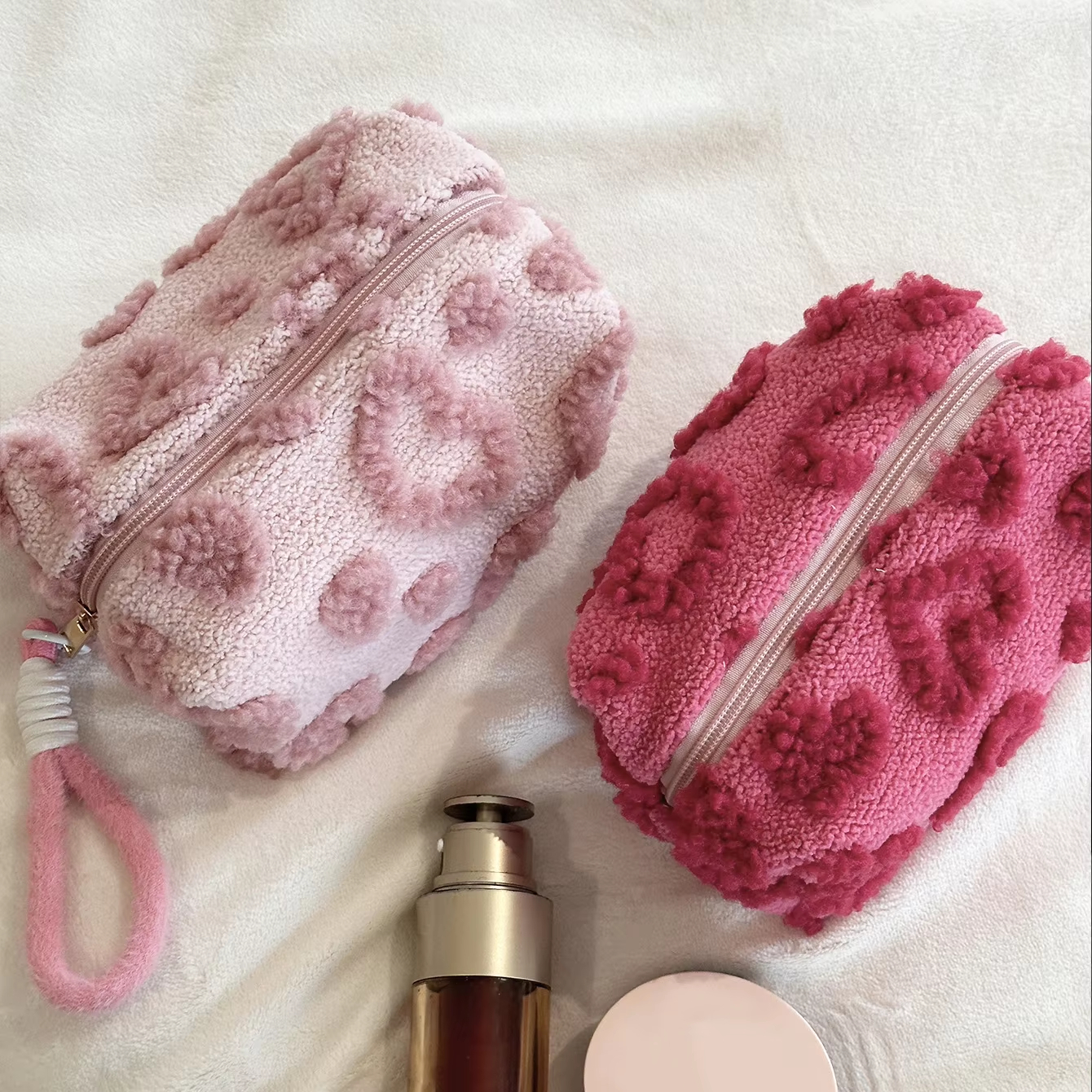 Custom Sweet Candy Plush Love Pillow Cosmetic Bags Cases Professional Zipper Storage Pouch Soft Travel Makeup Bag for Women