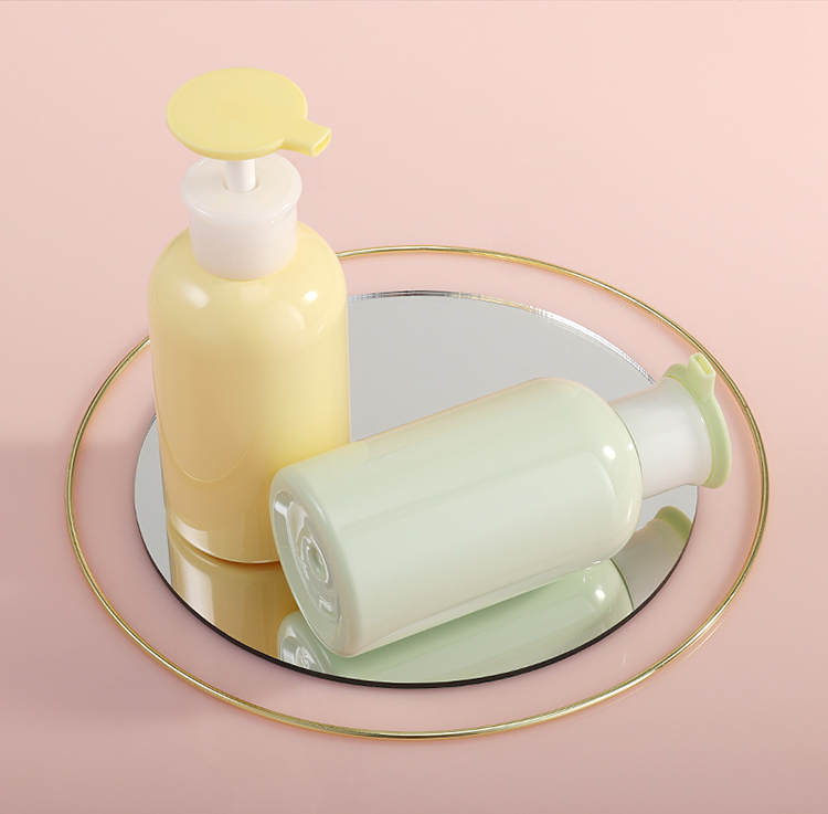 Cosmetics Round Shoulder Plastic Pump Bottle 300ml Body Lotion Bottle Toner Skin Care Cleanser Makeup Packaging Containers