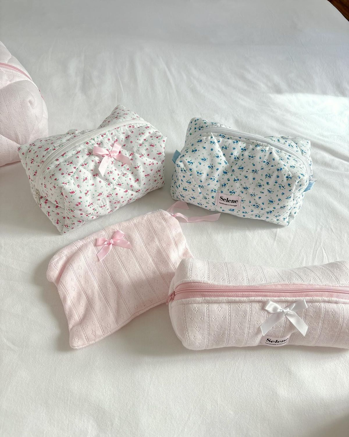 Cosmetic Bag View