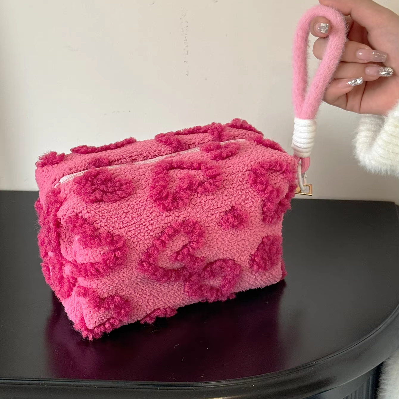 Custom Sweet Candy Plush Love Pillow Cosmetic Bags Cases Professional Zipper Storage Pouch Soft Travel Makeup Bag for Women