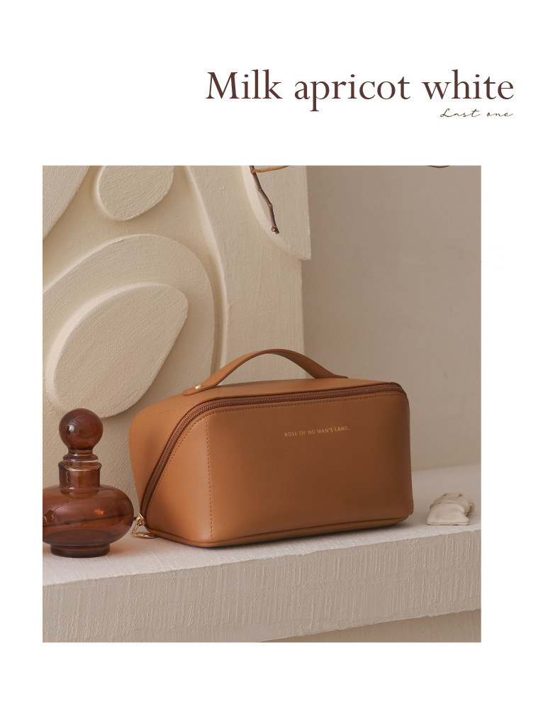 Cosmetic bag handles