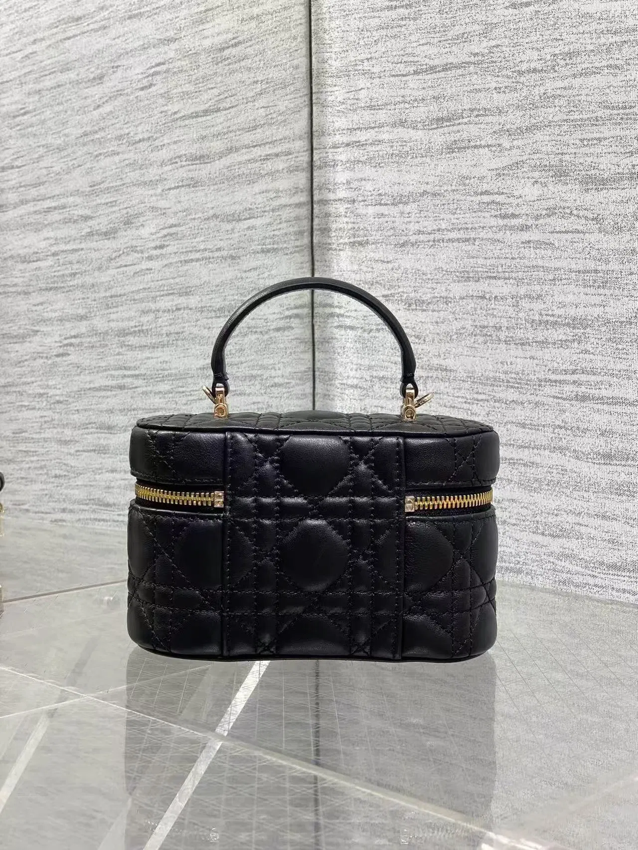 Factory Price High Quality Quilted Vanity Bag Women PU Leather Box Handbag