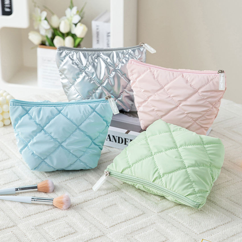 New Soft Nylon Cosmetic Pouch Beauty Accessories Toiletry Wash Bag Quilted Travel Makeup Lipstick Puffer Bag