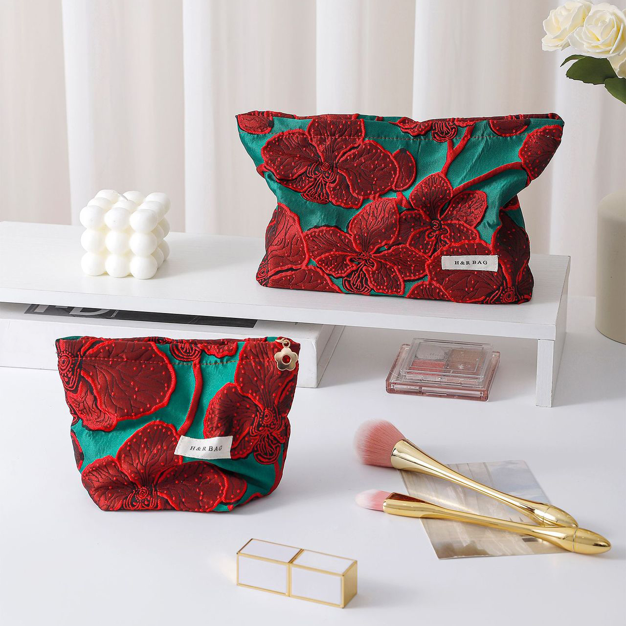 New Arrival Red Flower Women Makeup Bag Portable Large Capacity Cosmetic Bag Skin Care Products Toiletry Storage Bag