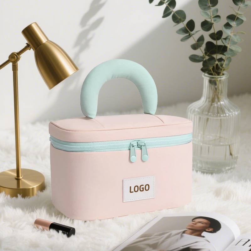 Large Capacity Floral Coquette Aesthetic Makeup Bag For Women Girls Travel Organizer Eco-Friendly Durable With Zipper Closure
