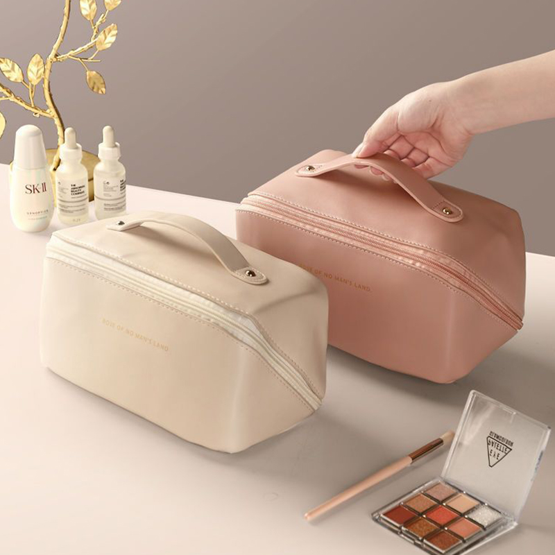 New Custom Private Label Soft Pu Leather New Cosmetic Bag Portable Cosmetic Makeup Bag Pouch Travel Organizer Bags Case