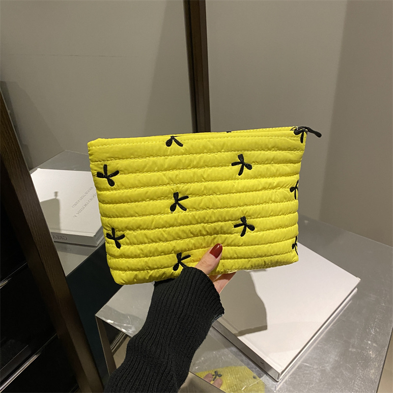 INS Popular Embroidery Bows Puffer Quilted Makeup Bags Ladies Cute Beauty Skincare Handbags Accessories
