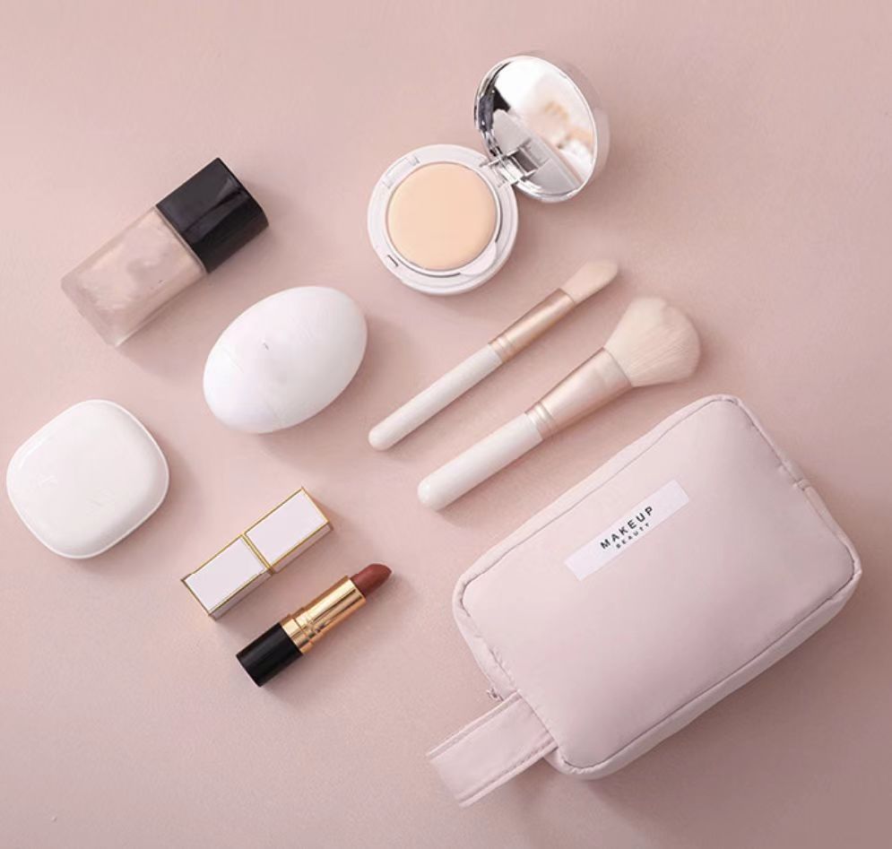 2025 New Design Large Capacity Portable Travel Women Cosmetic Bag 2 In 1 Design Waterproof Makeup Bag With Removable Small Bag