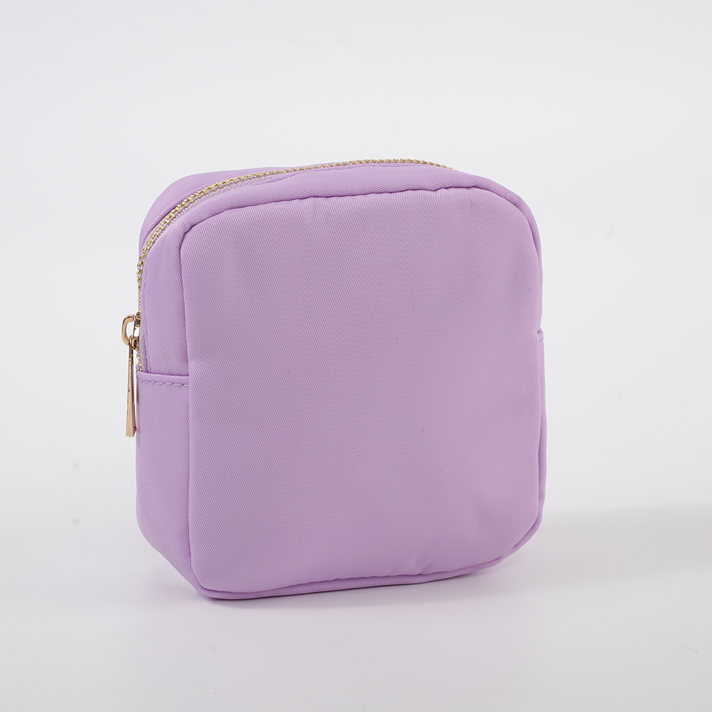 2024 Summer Waterproof Storage Cosmetics Cases Customized Zipper Pouches Makeup Bag Professional Travel Toiletry Bags for Women