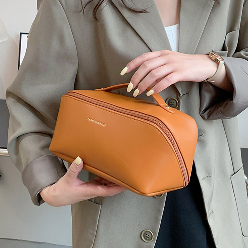 New Design Luxury Waterproof Vintage Women Pu Leather Makeup Bag Travel Makeup Pouch Bag Cosmetic Bag for Organizer Beauty Case