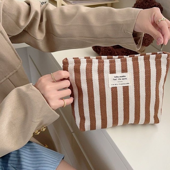 Cosmetic Bag View 4