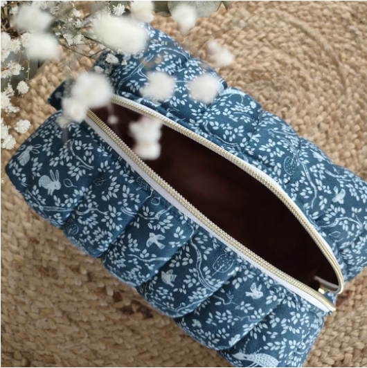 Cosmetic Bag View 9